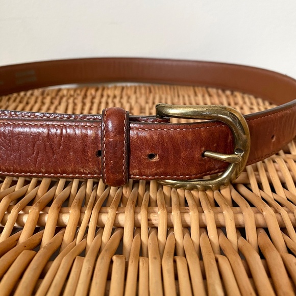 L.L. Bean Men's Genuine Leather Brown Belt Size 32 - Picture 7 of 9